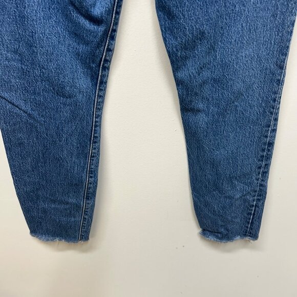 Levi's premium wedgie high rise jeans button fly distressed 24 - Picture 7 of 12